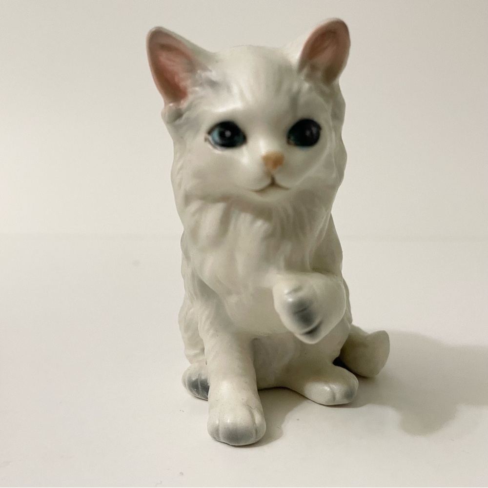 Vintage An Enterprise Exclusive Cat Figurine 21164 3.5” Tall Figure